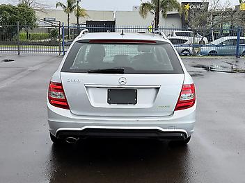 2013 Mercedes-benz C 180 Station Wagon, Avantgarde with PRO-SAFE