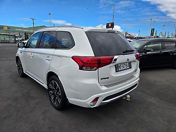 2016 Mitsubishi Outlander GX 4H PHEV