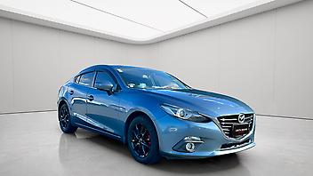 2013 Mazda Axela