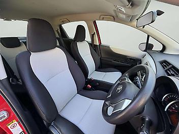 2013 Toyota Yaris YR 1.3P HATCH5 4A