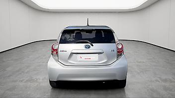 2012 Toyota Aqua HYBRID