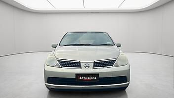2005 Nissan TIIDA