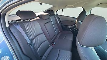 2013 Mazda Axela