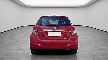 2013 Toyota Yaris YR 1.3P HATCH5 4A