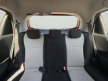 2013 Toyota Yaris YR 1.3P HATCH5 4A