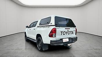 2016 Toyota Hilux SR TD DC 2.8D/4WD/6M